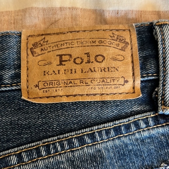 Ralph Lauren Polo
Avery Boyfriend Crop Distressed
Patchwork Jeans  size 27 - Picture 13 of 17